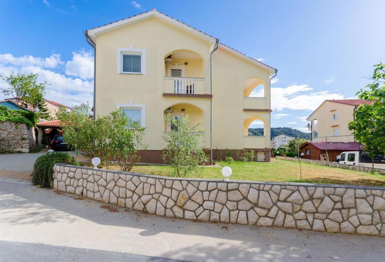 Apartments Alex Lopar Εξωτερικό φωτογραφία