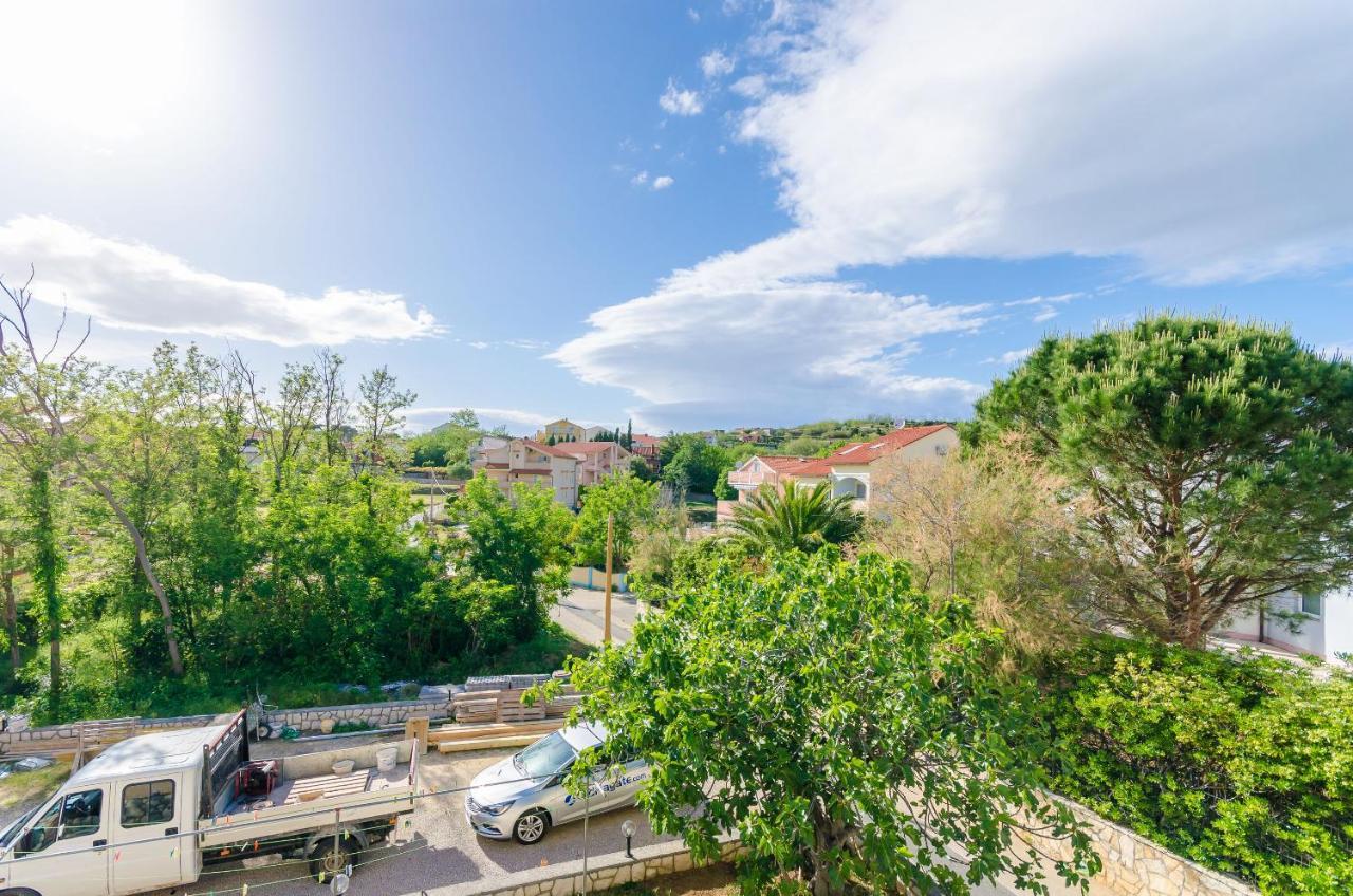 Apartments Alex Lopar Εξωτερικό φωτογραφία